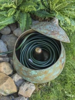 Acorn Hose Pot 9 Acorn Hose Pot -Garden Outfitters Store 3 4 crop 8613361 01V