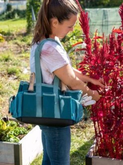 Gardener's Puddle-Proof Tote -Garden Outfitters Store 8595203 0131